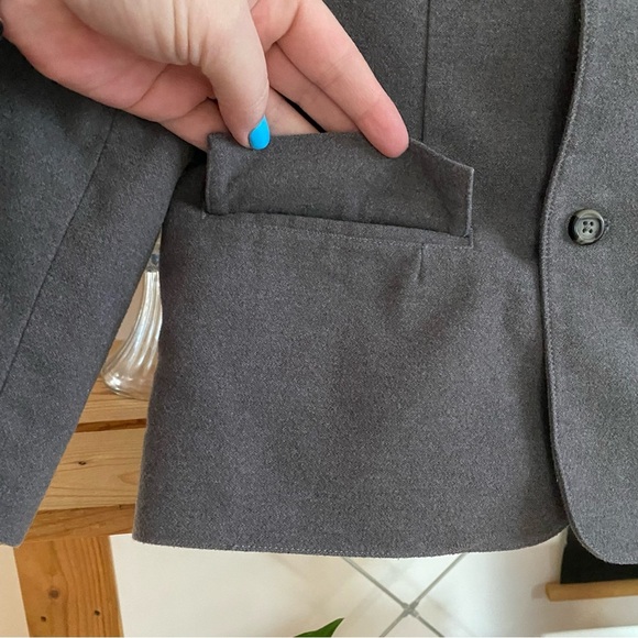 Janie and Jack Gray Blazer With Elbow Patches - Picture 7 of 14